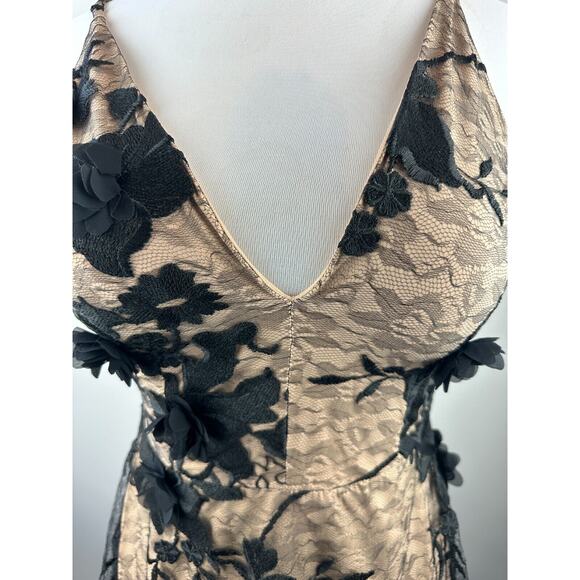 Dress the Population Audrey 3D Embroidered Fit & Flare Dress Women's Size Medium - Picture 4 of 16